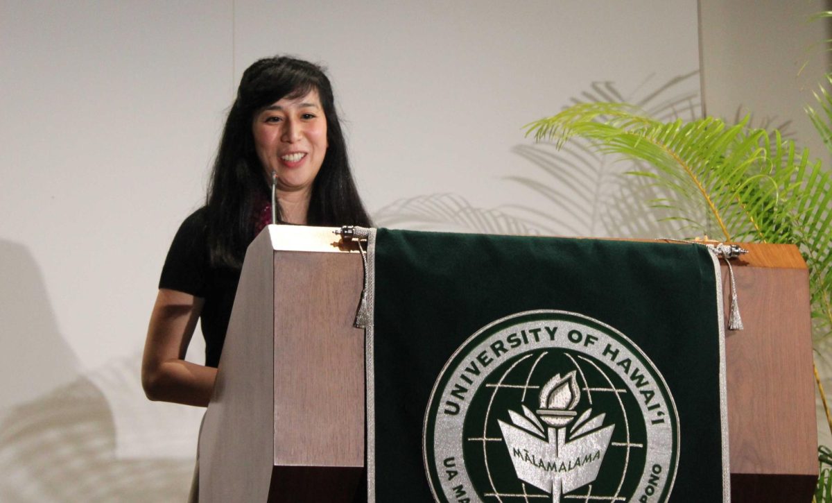 Rosanna Xia just finished her talk in the Architecture Auditorium on Thursday evening with the UH Mānoa Better Tomorrow Speaker Series. Her speech touched on lessons she learned as an ocean beat reporter, including how to serve as a connective thread between communities.