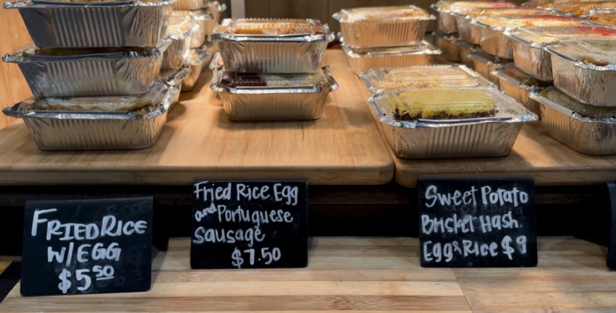 Grab-and-go lunch options at Paradise Palms.